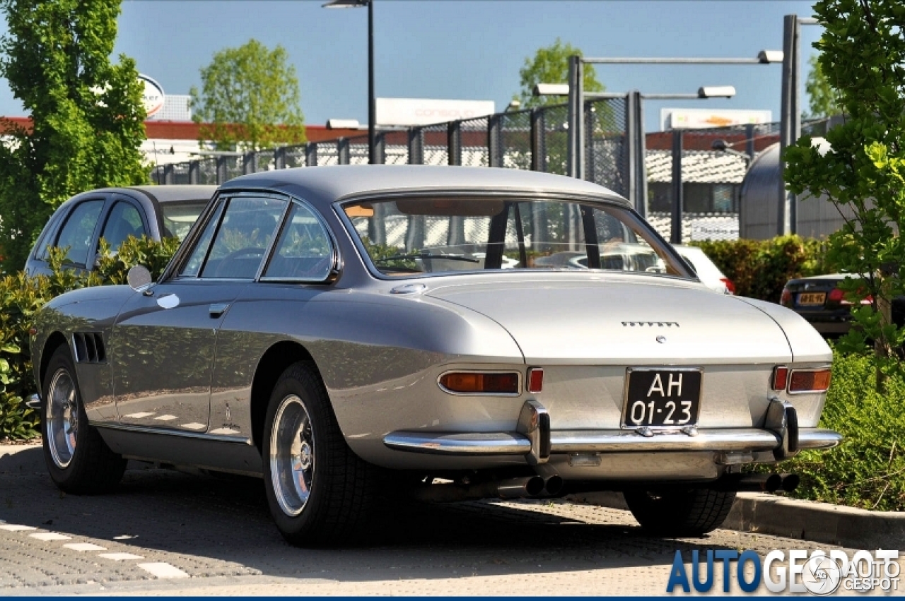 Ferrari 330 GT 2+2 Series II