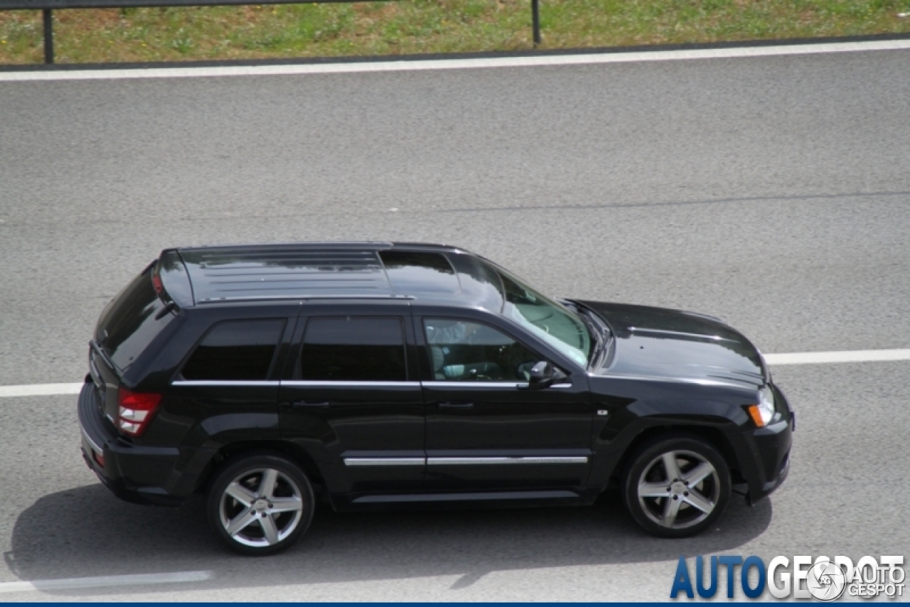 Jeep Grand Cherokee SRT-8 2005