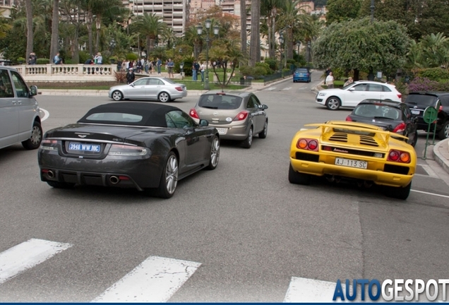 Aston Martin DBS Volante