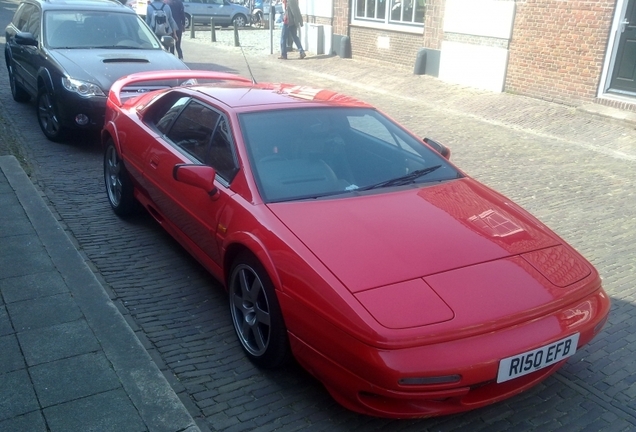 Lotus Esprit V8