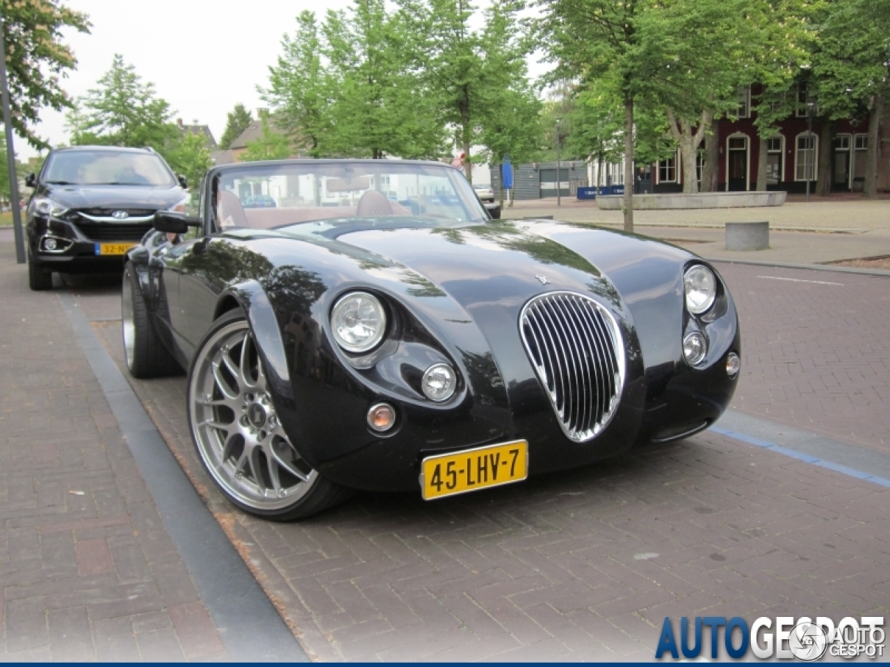 Wiesmann Roadster MF3