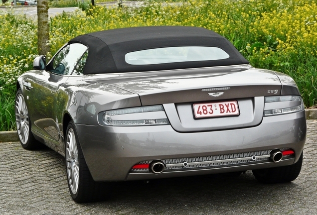 Aston Martin DB9 Volante