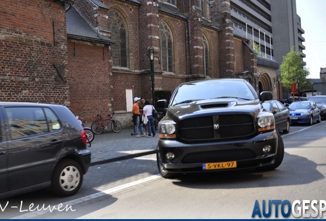 Dodge RAM SRT-10 Quad-Cab