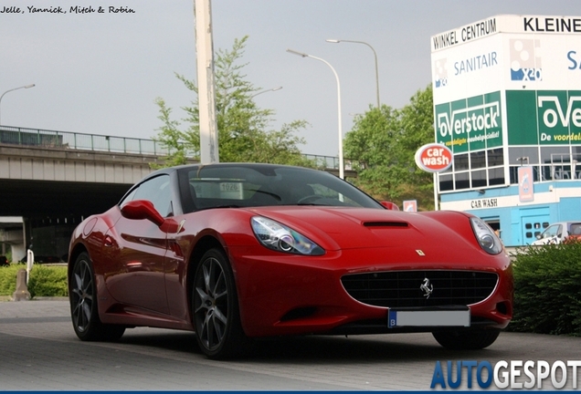 Ferrari California