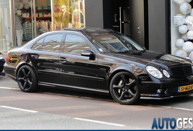 Mercedes-Benz E 55 AMG