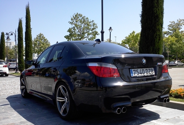 BMW M5 E60 2005