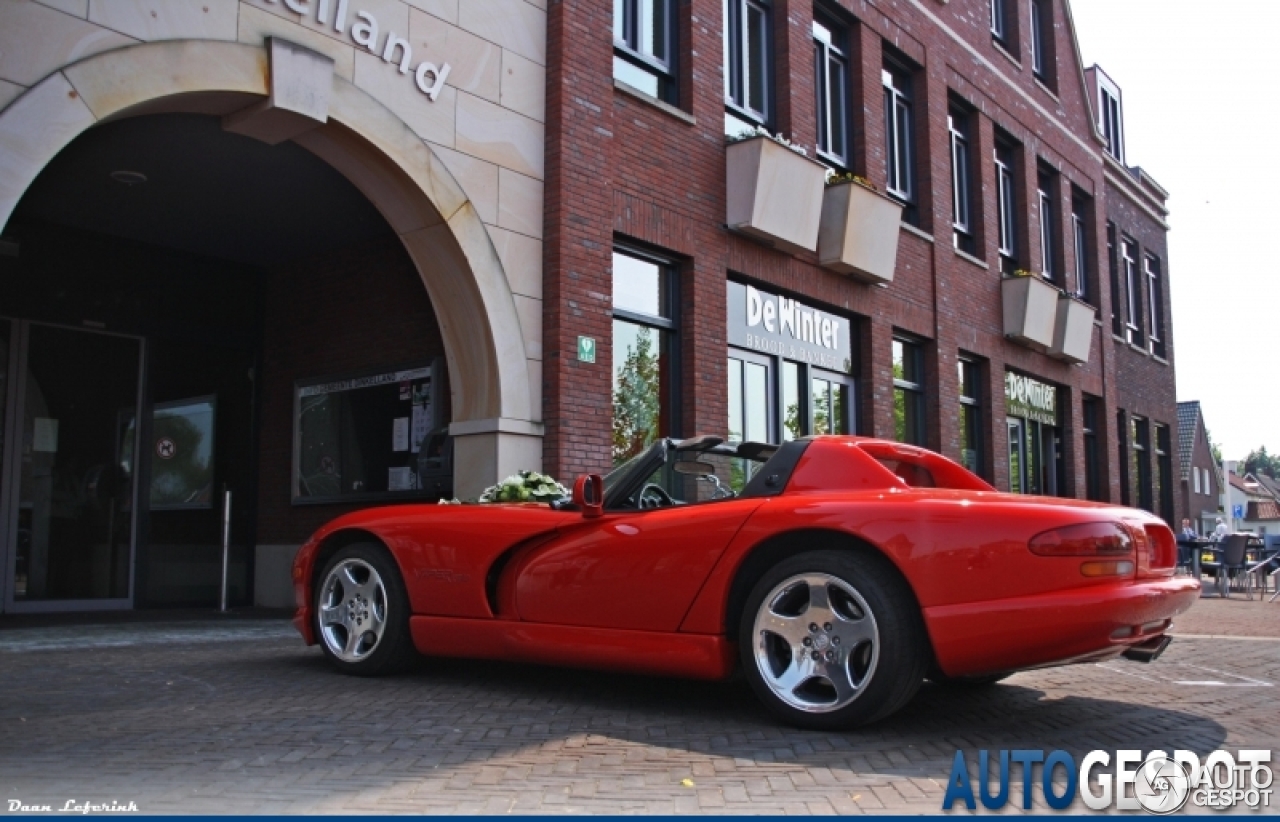 Dodge Viper RT/10 1996