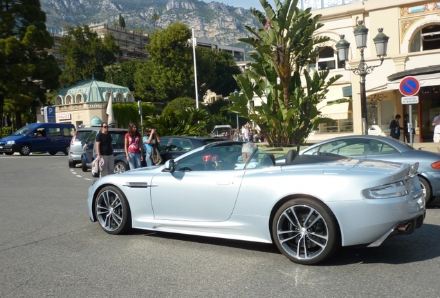 Aston Martin DBS Volante