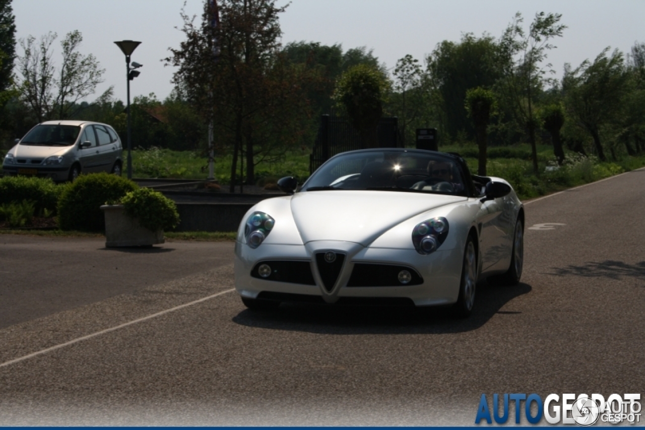 Alfa Romeo 8C Spider