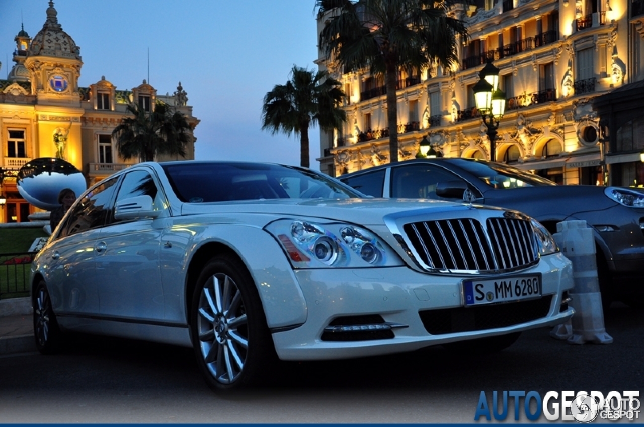 Maybach 62 S Landaulet 2011