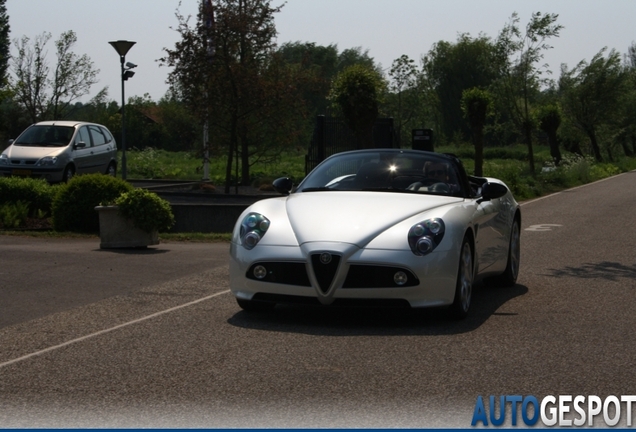 Alfa Romeo 8C Spider