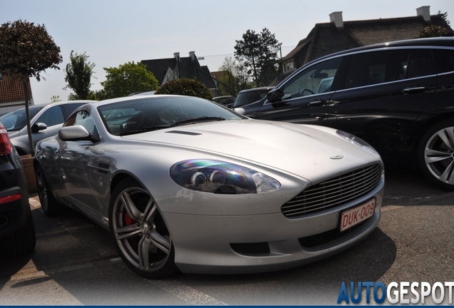 Aston Martin DB9