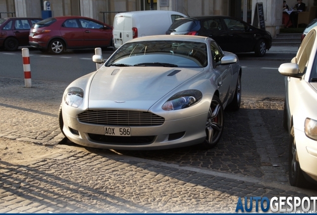 Aston Martin DB9