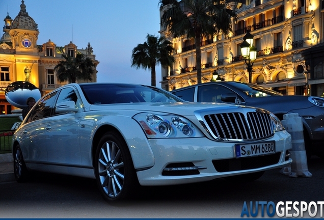 Maybach 62 S Landaulet 2011