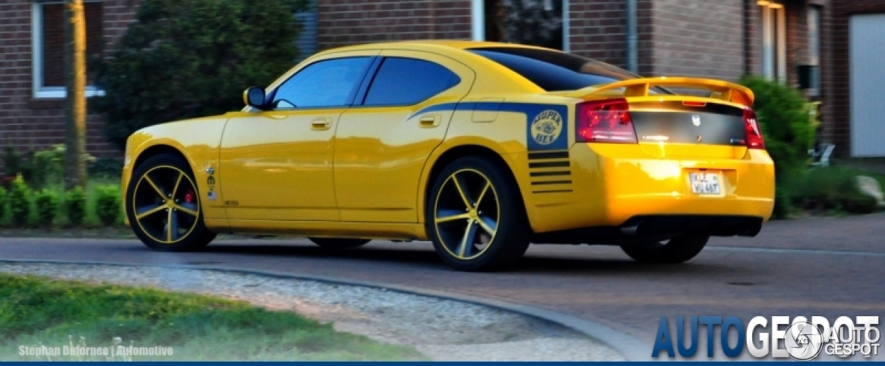 Dodge Charger SRT-8 Super Bee