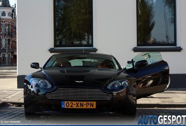 Aston Martin V8 Vantage