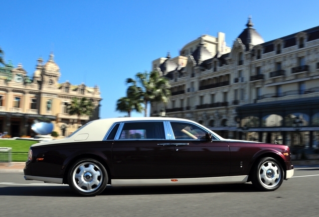 Rolls-Royce Phantom EWB