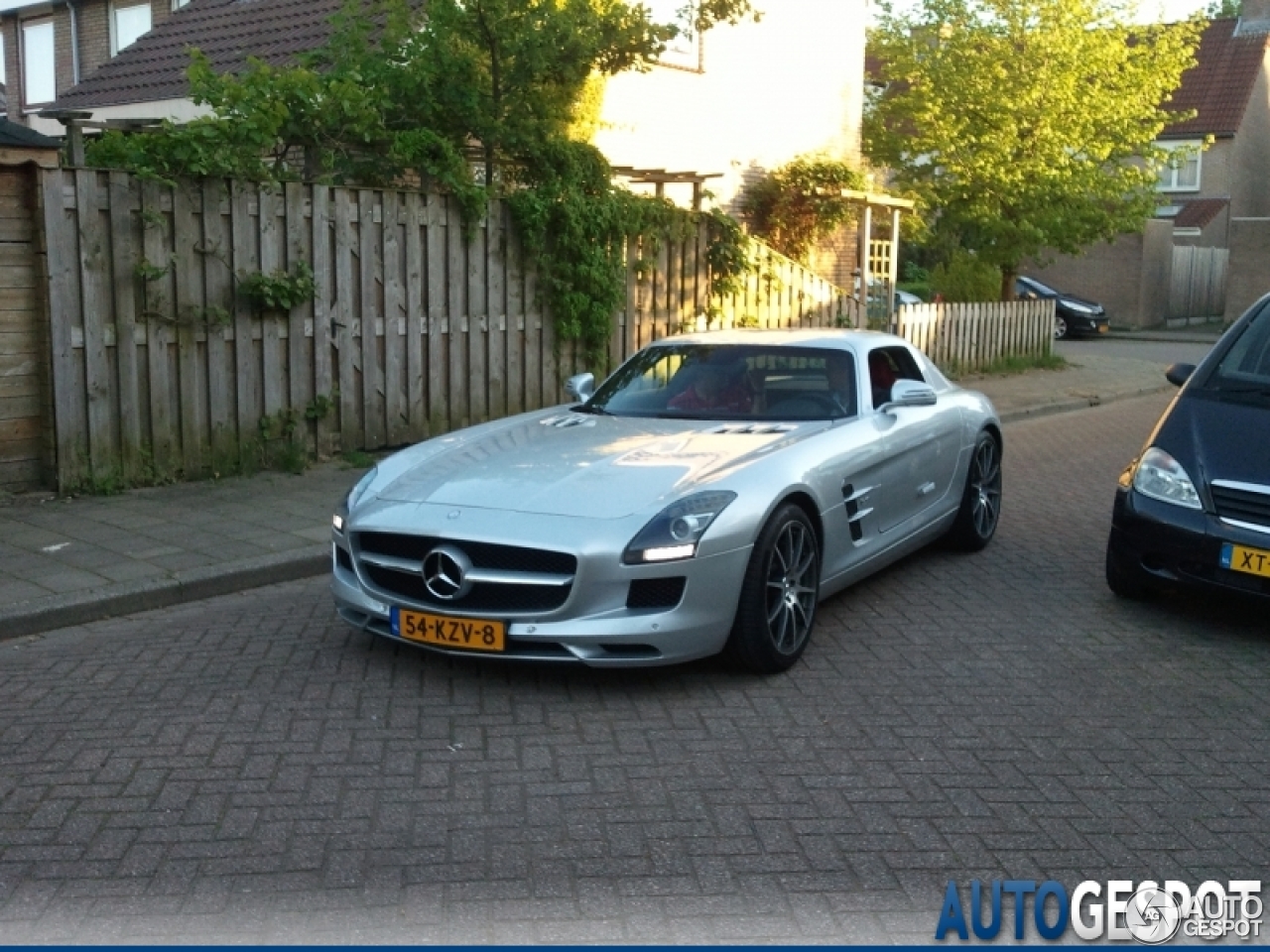 Mercedes-Benz SLS AMG