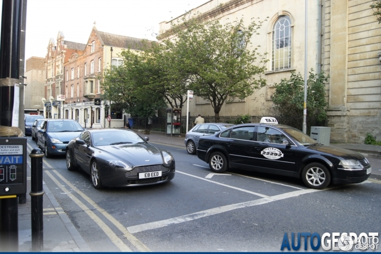 Aston Martin V8 Vantage