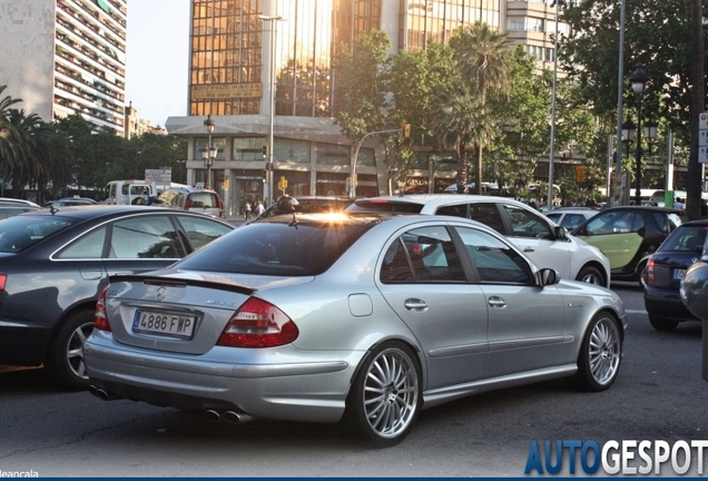 Mercedes-Benz E 55 AMG