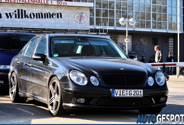 Mercedes-Benz E 55 AMG