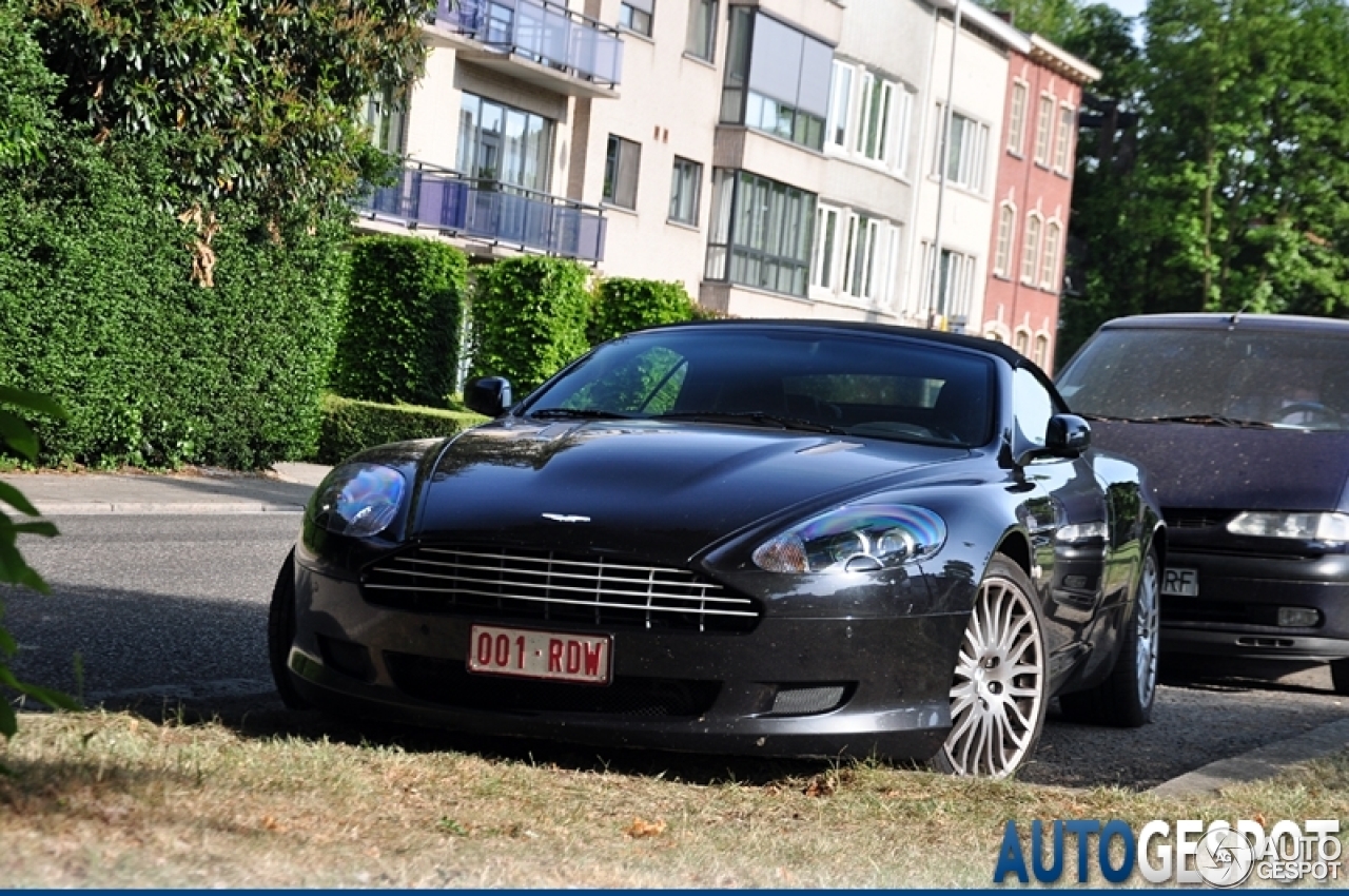 Aston Martin DB9 Volante