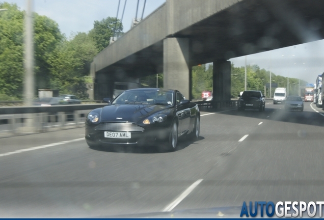 Aston Martin DB9