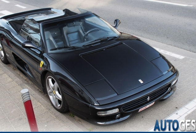 Ferrari F355 Spider