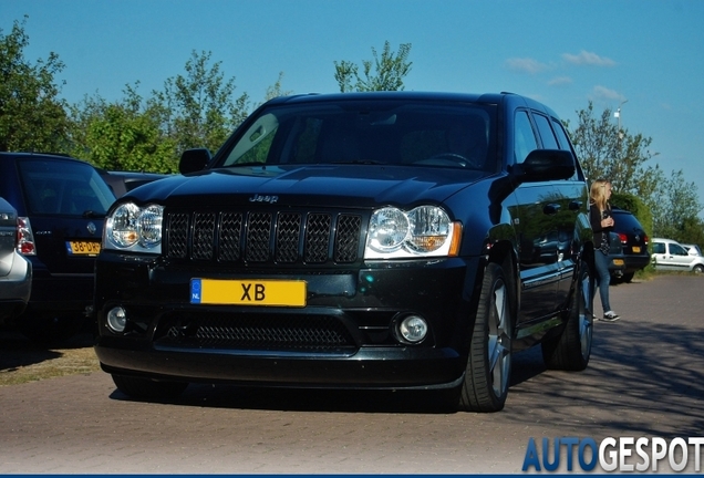 Jeep Grand Cherokee SRT-8 2005