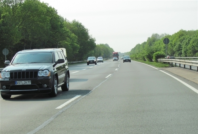 Jeep Grand Cherokee SRT-8 2005