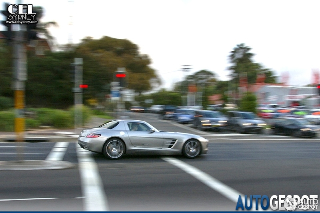 Mercedes-Benz SLS AMG