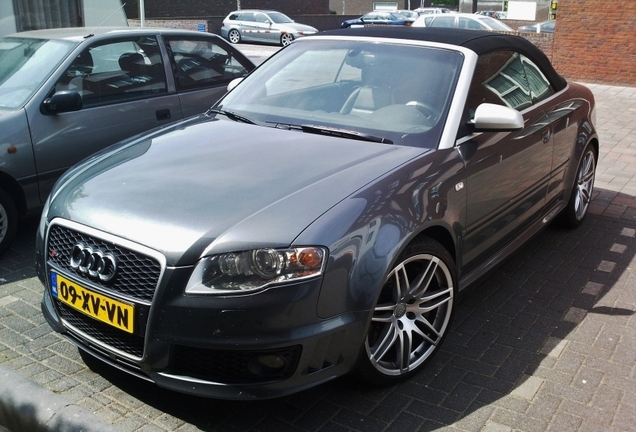 Audi RS4 Cabriolet