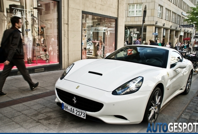 Ferrari California