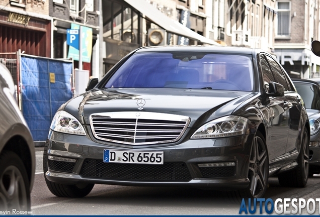 Mercedes-Benz S 65 AMG V221 2010