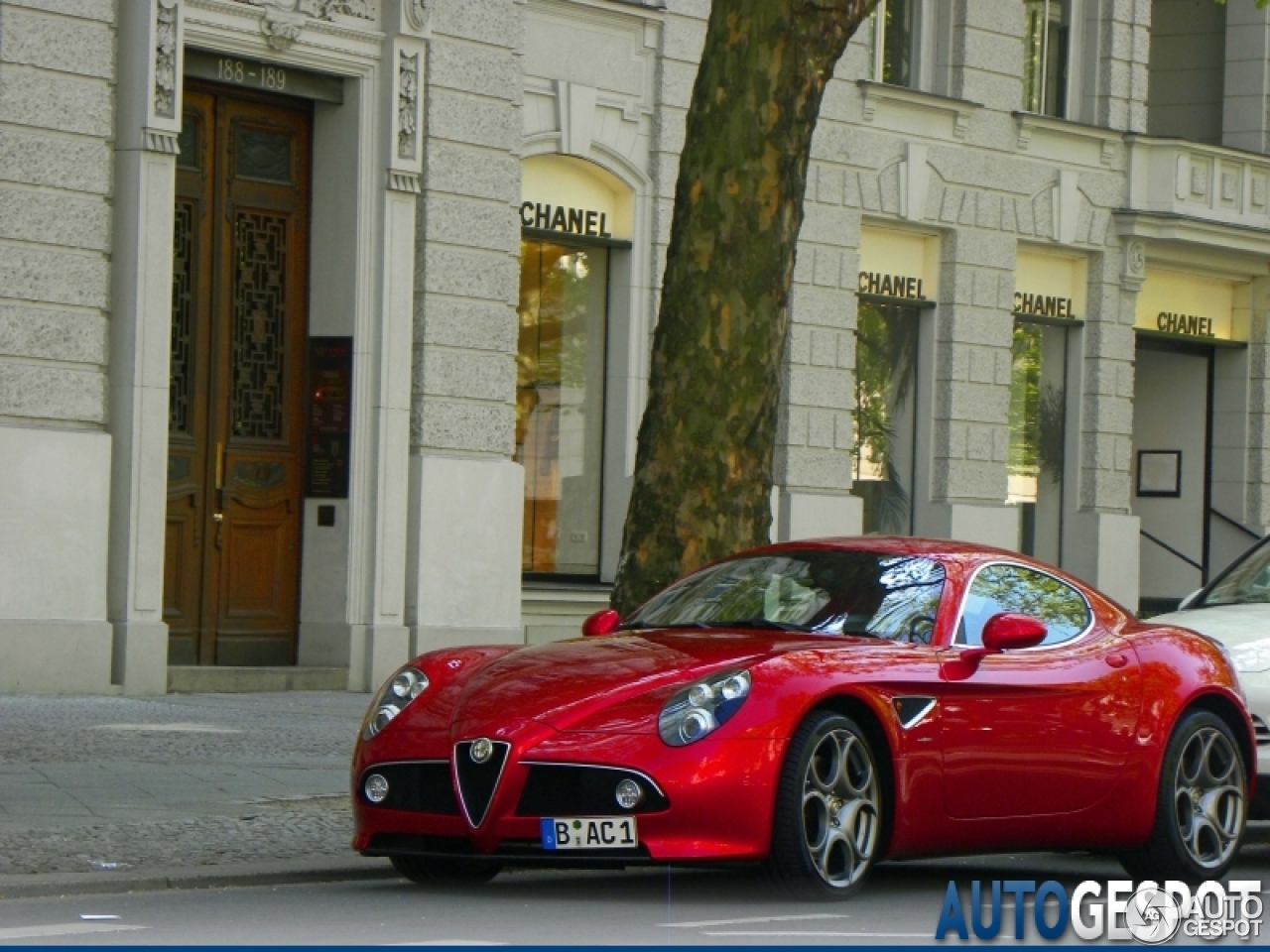 Alfa Romeo 8C Competizione