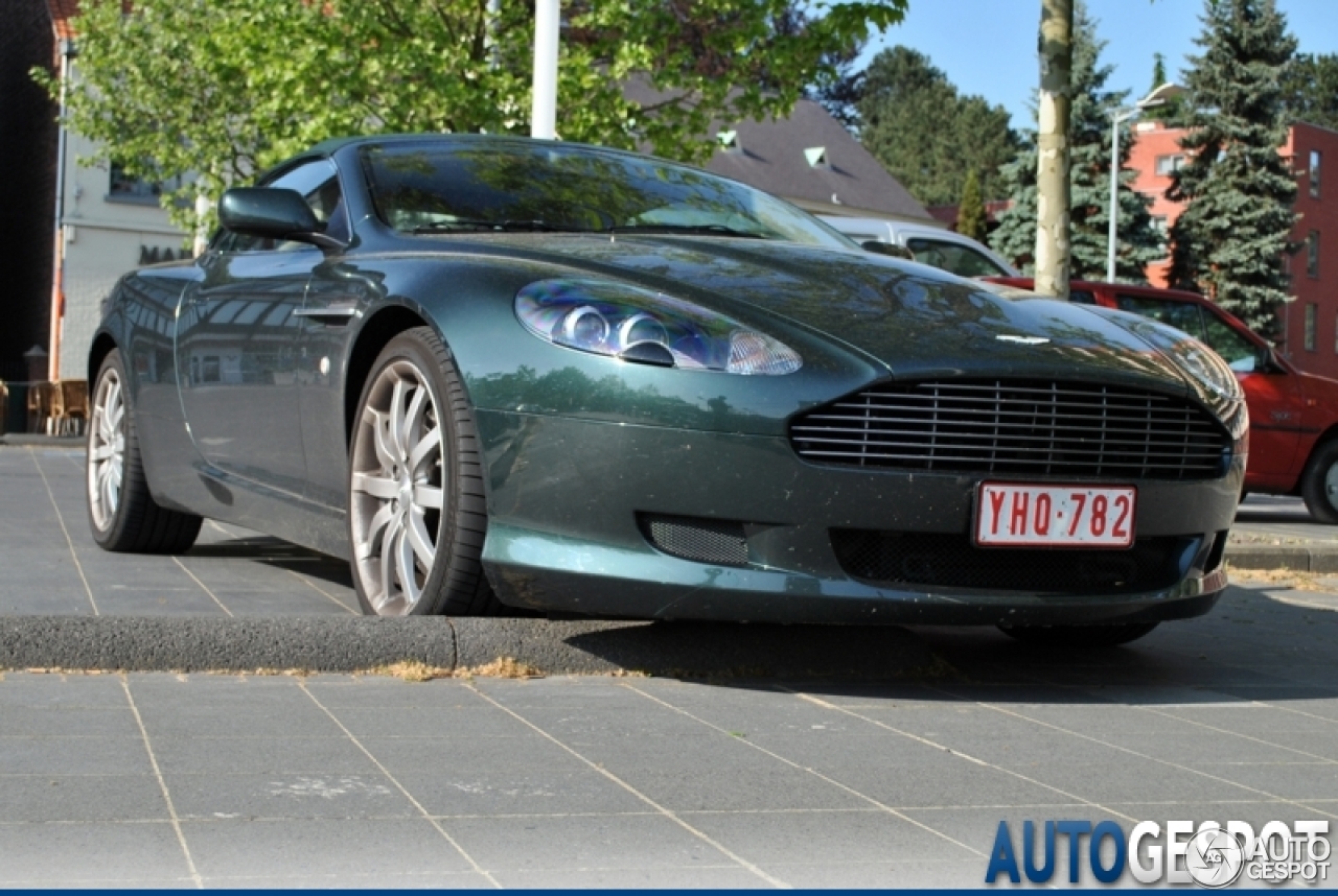 Aston Martin DB9 Volante