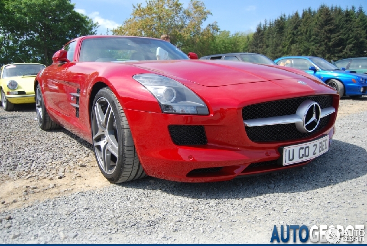 Mercedes-Benz SLS AMG