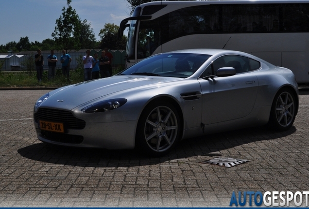 Aston Martin V8 Vantage