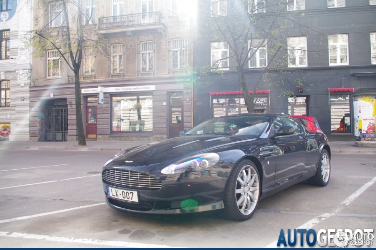 Aston Martin DB9