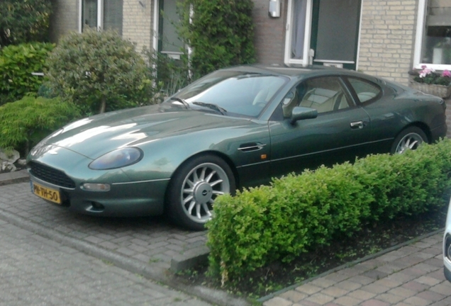 Aston Martin DB7