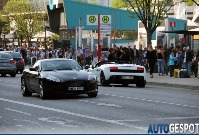 Aston Martin DB9