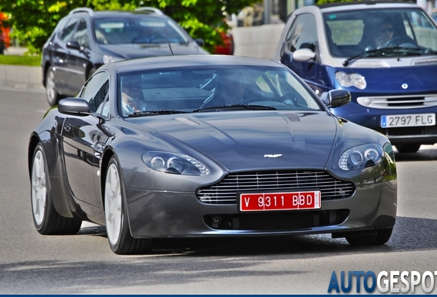 Aston Martin V8 Vantage