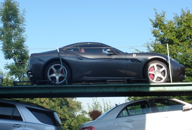 Ferrari California