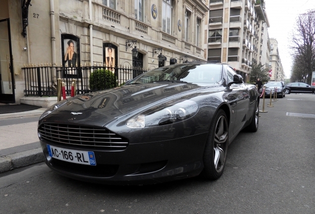 Aston Martin DB9