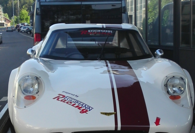 Chevron B8