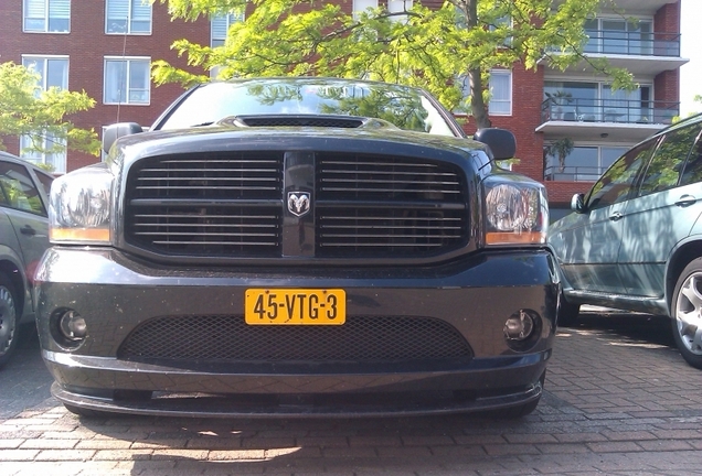 Dodge RAM SRT-10 Quad-Cab Night Runner