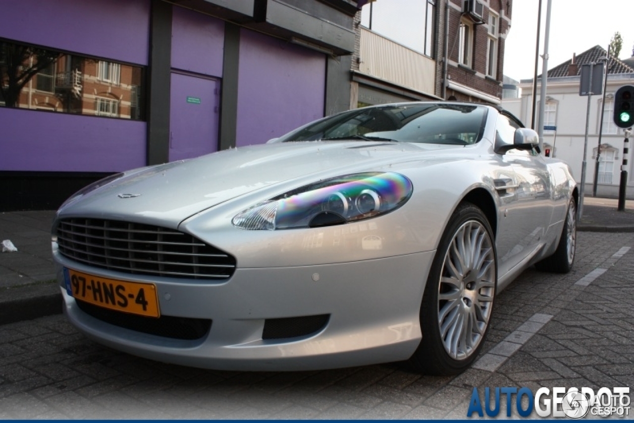 Aston Martin DB9 Volante