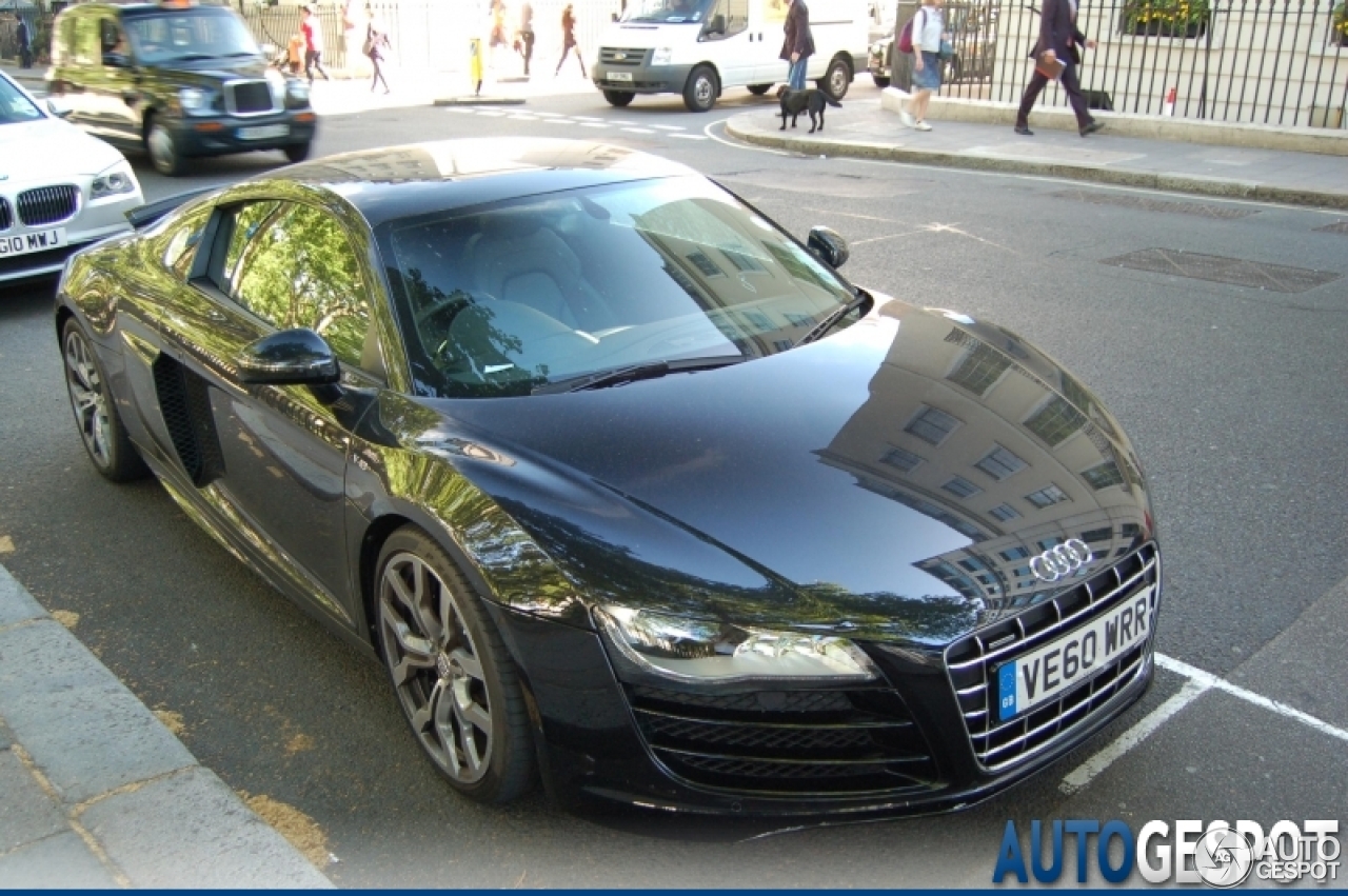 Audi R8 V10