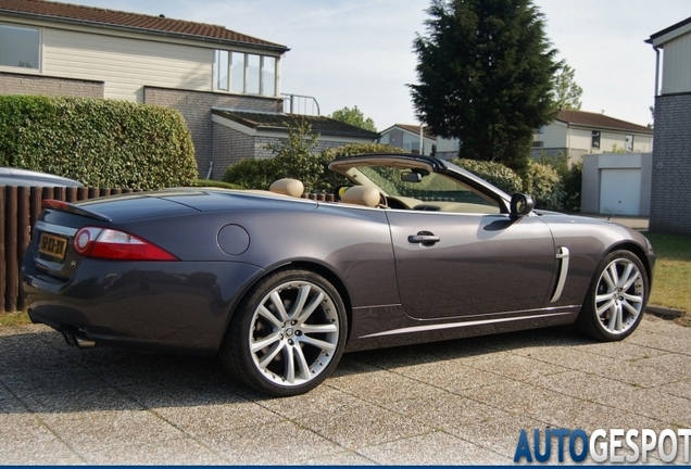 Jaguar XKR Convertible 2006