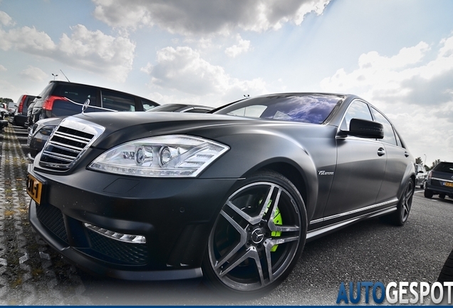 Mercedes-Benz S 65 AMG V221 2010